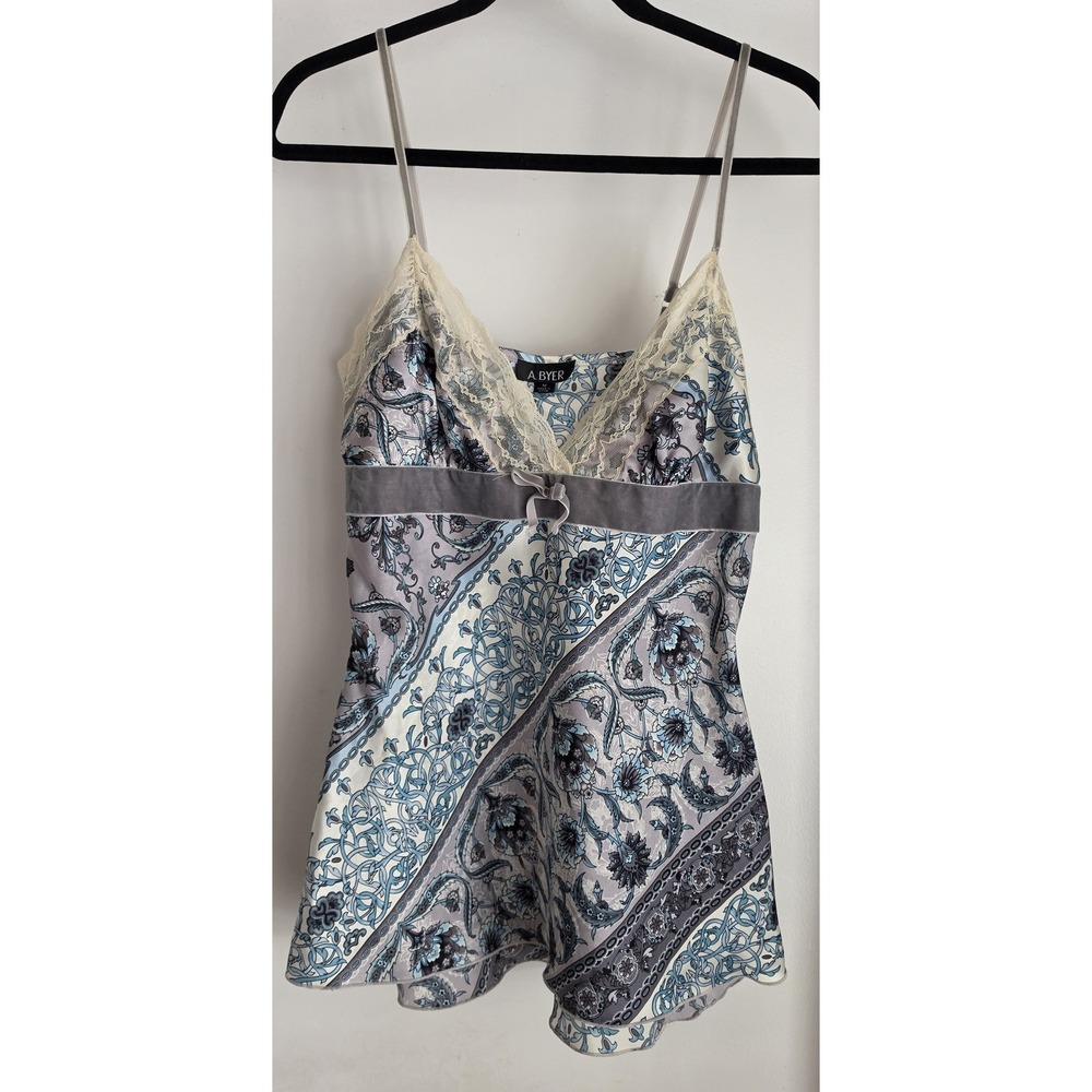 A. Byer Camisole M Blue Grey White Paisley V-Neck Sleeveless Top Tank Lace